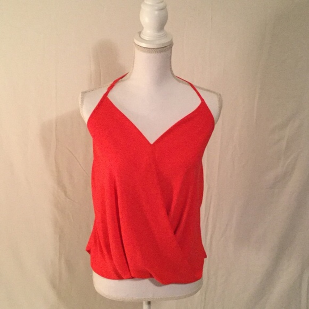 The most flattering halter EVER!!
